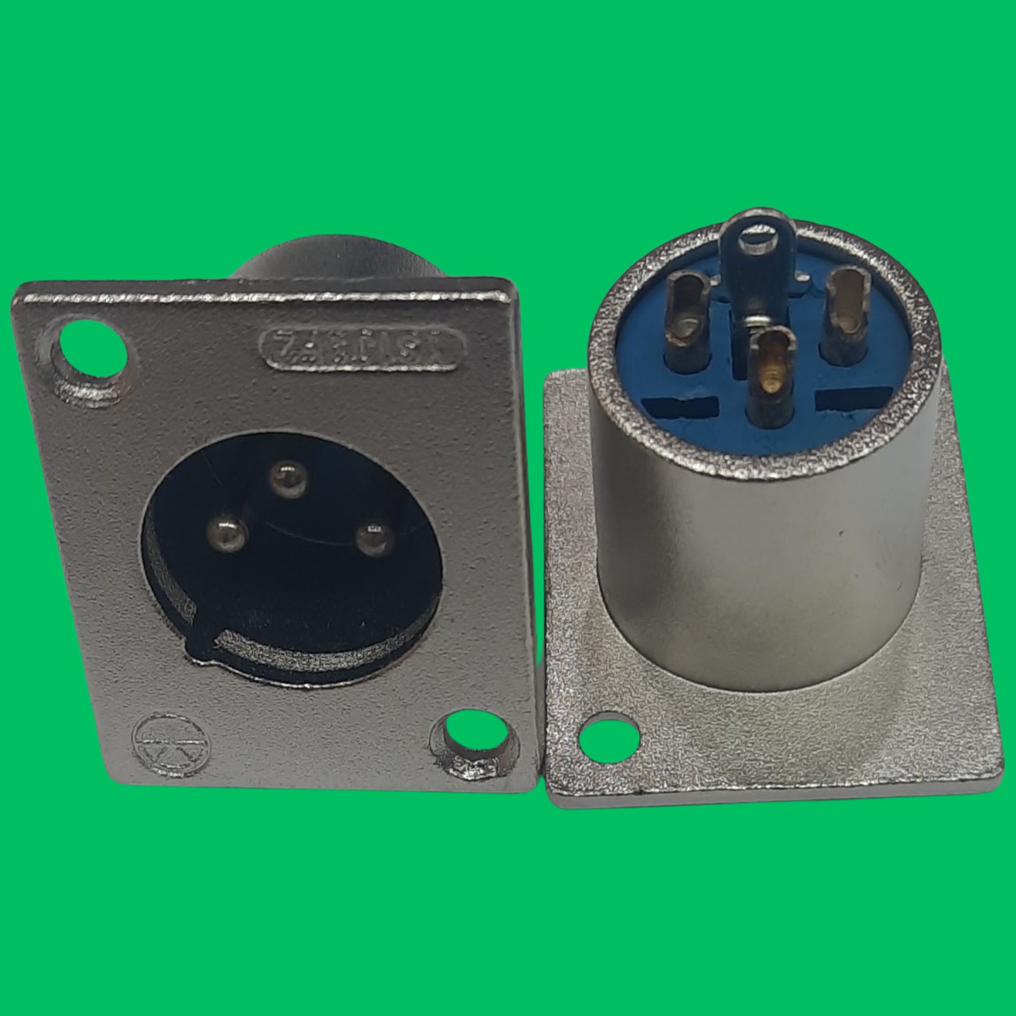 XLR 3-Pin Panel-Mount Male Chassis Socket (Silver-Blue)