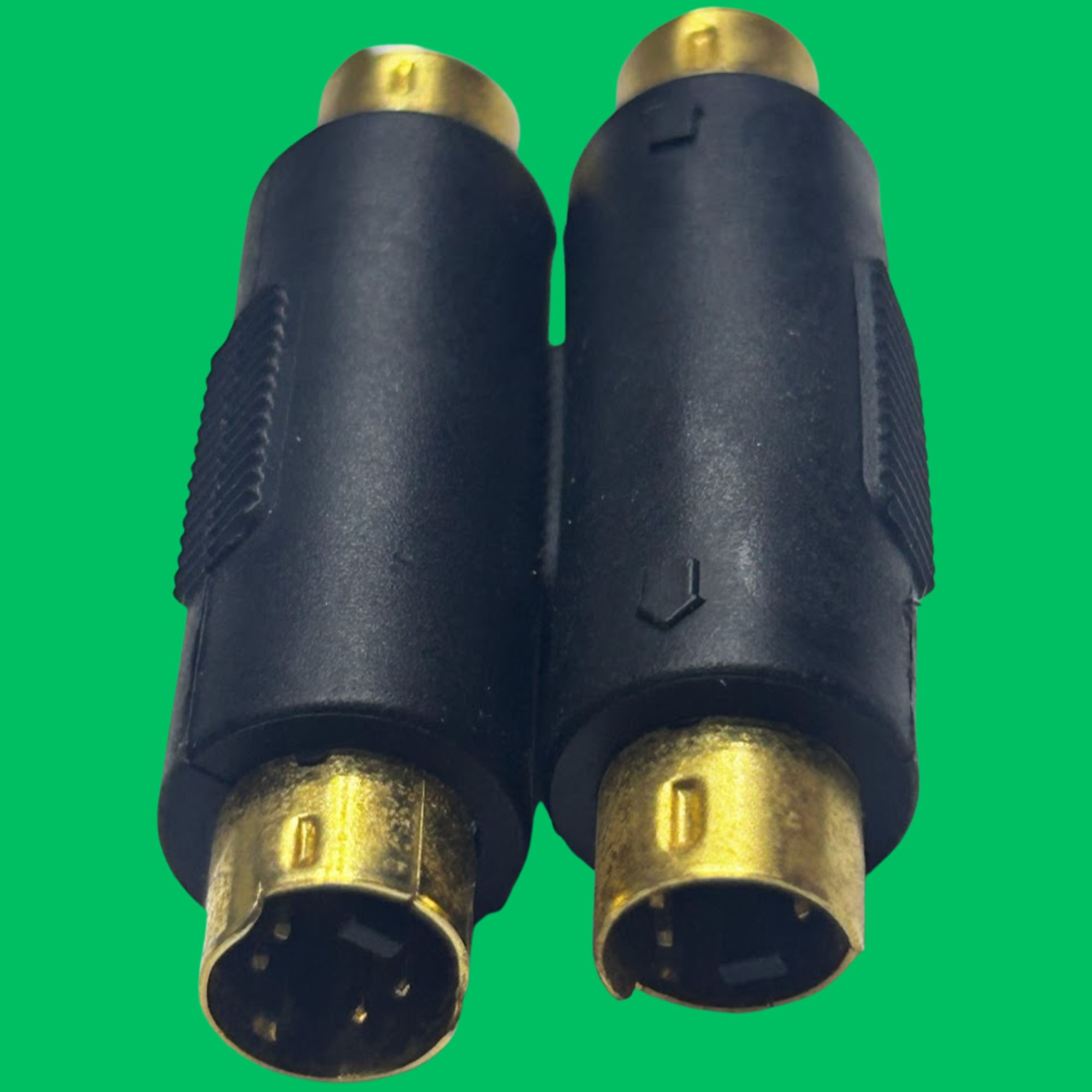 S-Video 4-Pin Male Inline Coupler (Black-Gold)