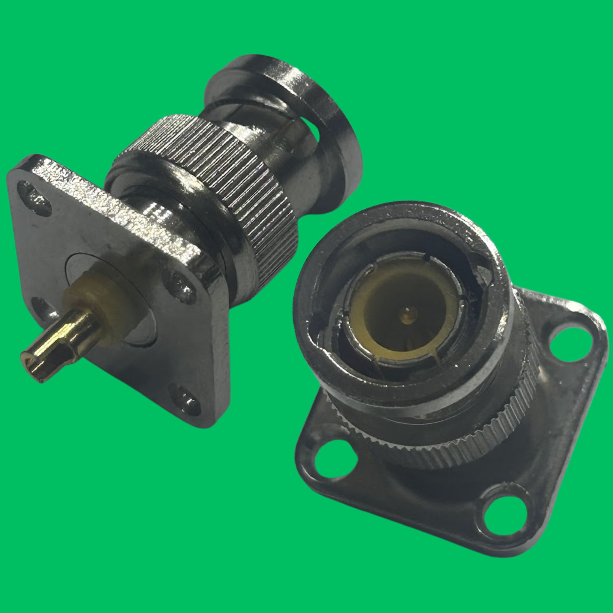 BNC Male Panel-Mount Solder Plug (Gold-Silver)