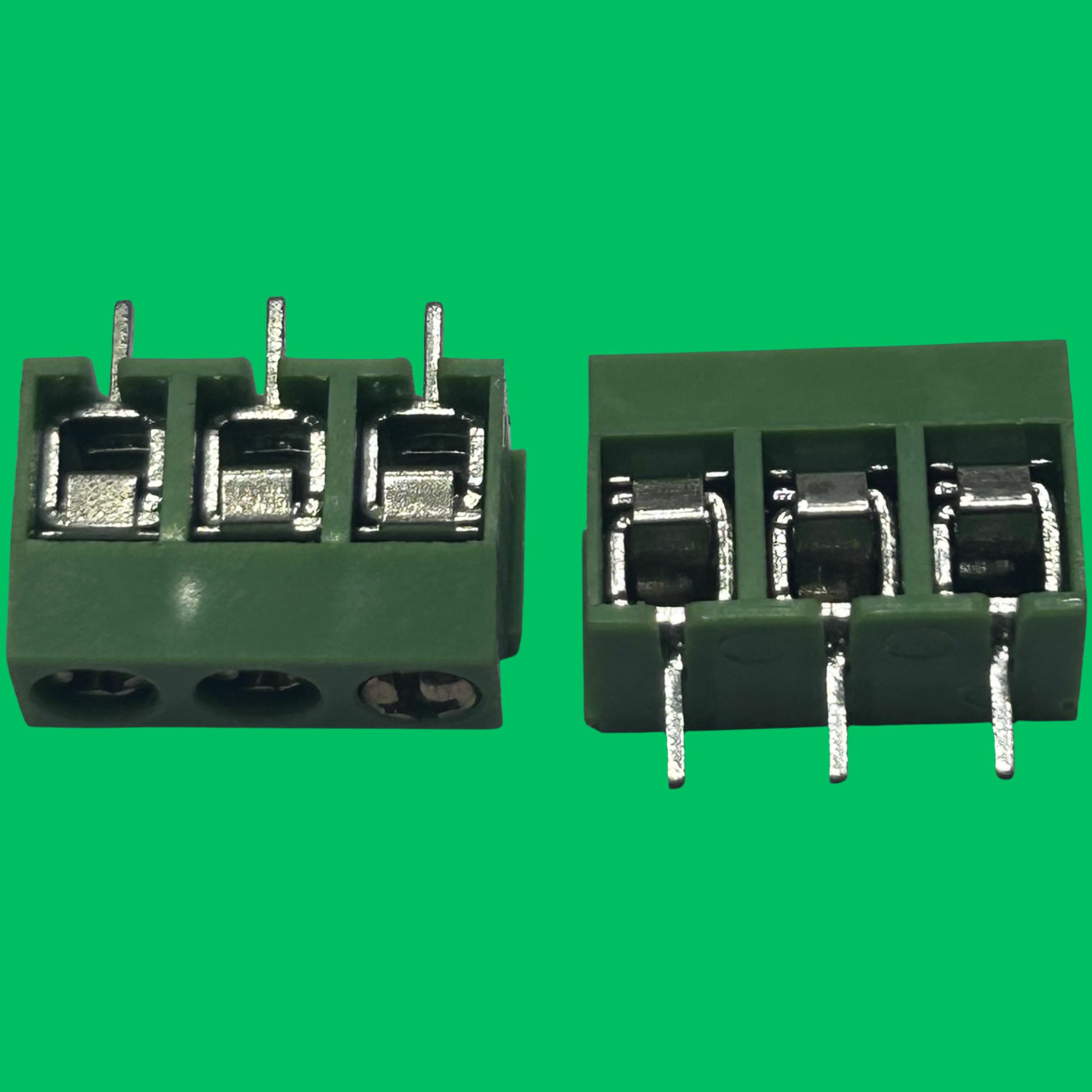3-Pin PCB Screw Terminal Block (Green-Silver)
