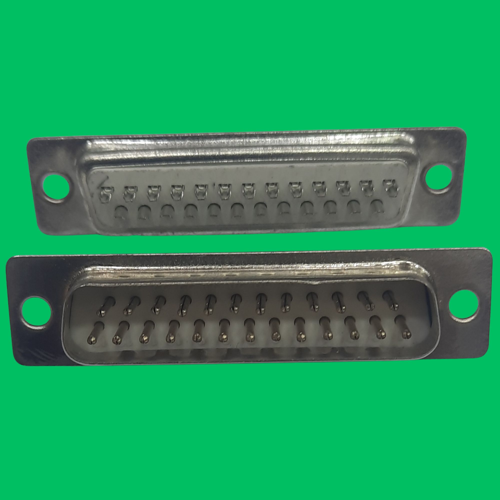 DB25 Male Panel-Mount Solder Connector (White-Silver)