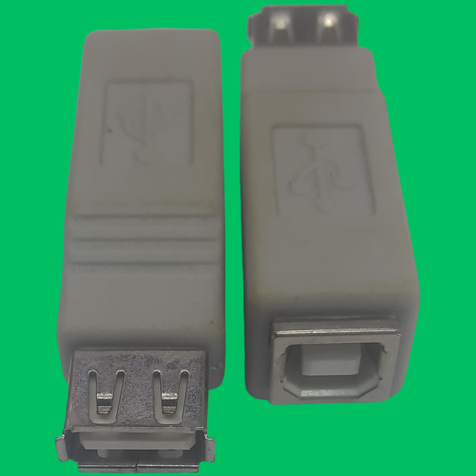 USB 2.0 Type-A Female to Type-B Female Adapter (Grey)